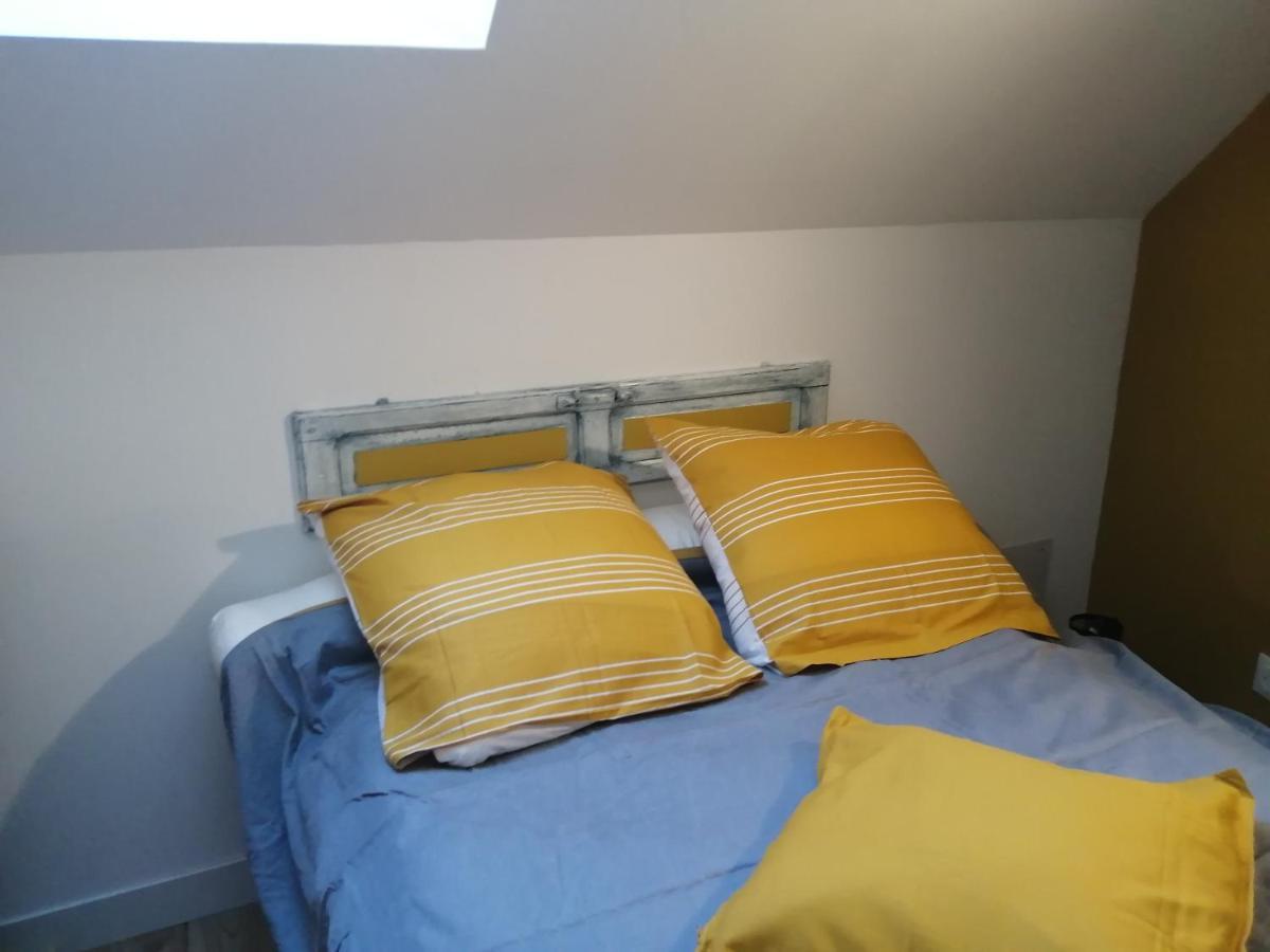 Au Repos Du Verger Couvrelles Bagian luar foto