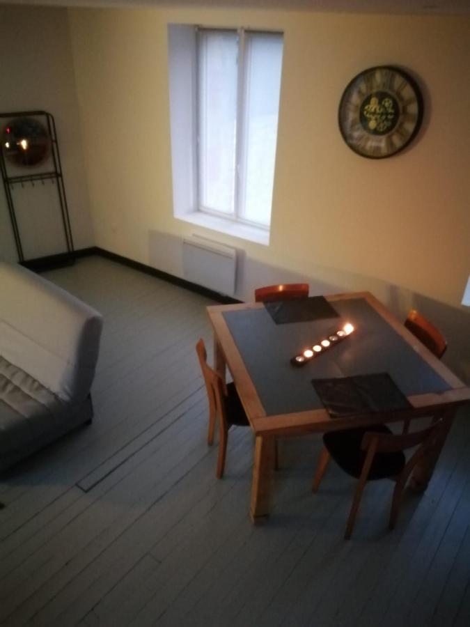 Au Repos Du Verger Couvrelles Bagian luar foto
